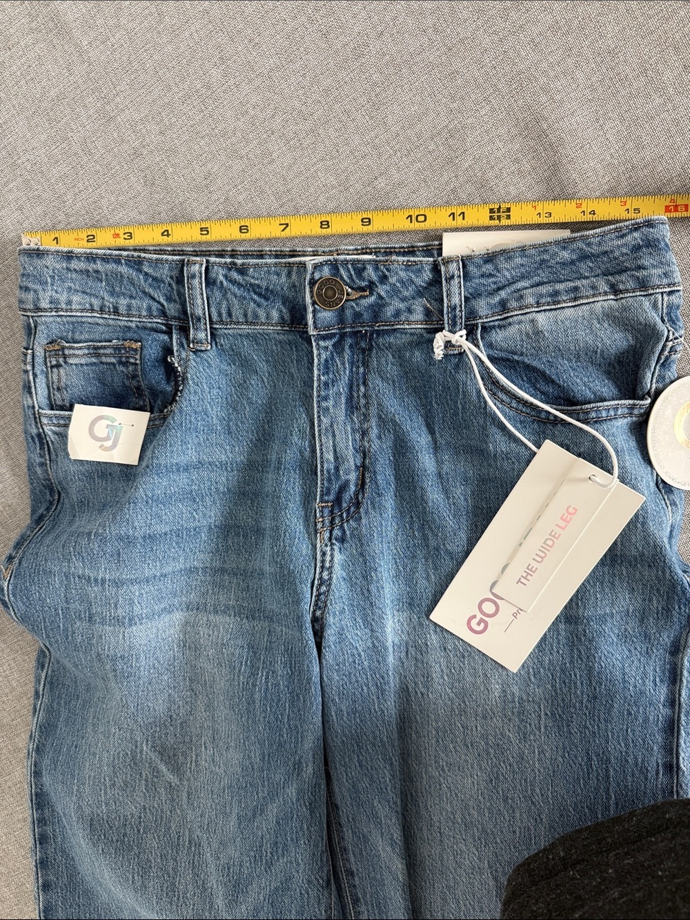 GOGO Women's Blue Wide-Leg Jeans - Picture 9 of 11